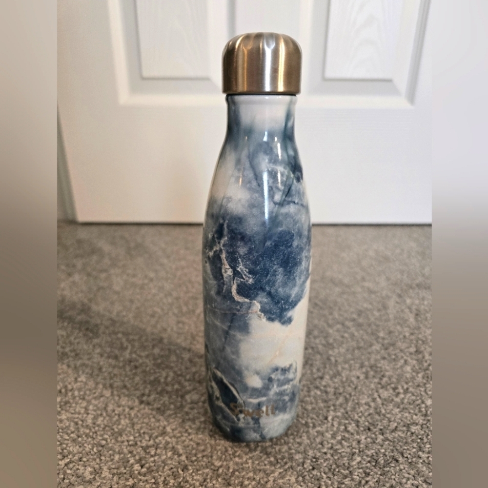 S'well Blue Granite Stainles Steel 17 oz Triple-Layered Bottle